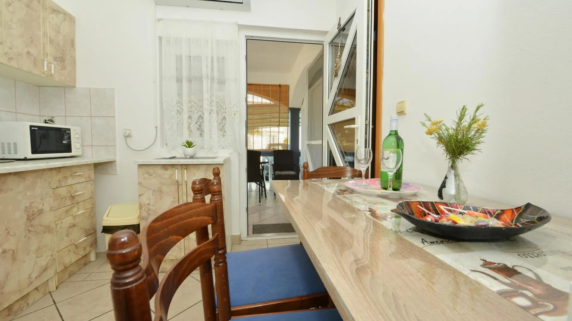 Apartments Sandra Vir