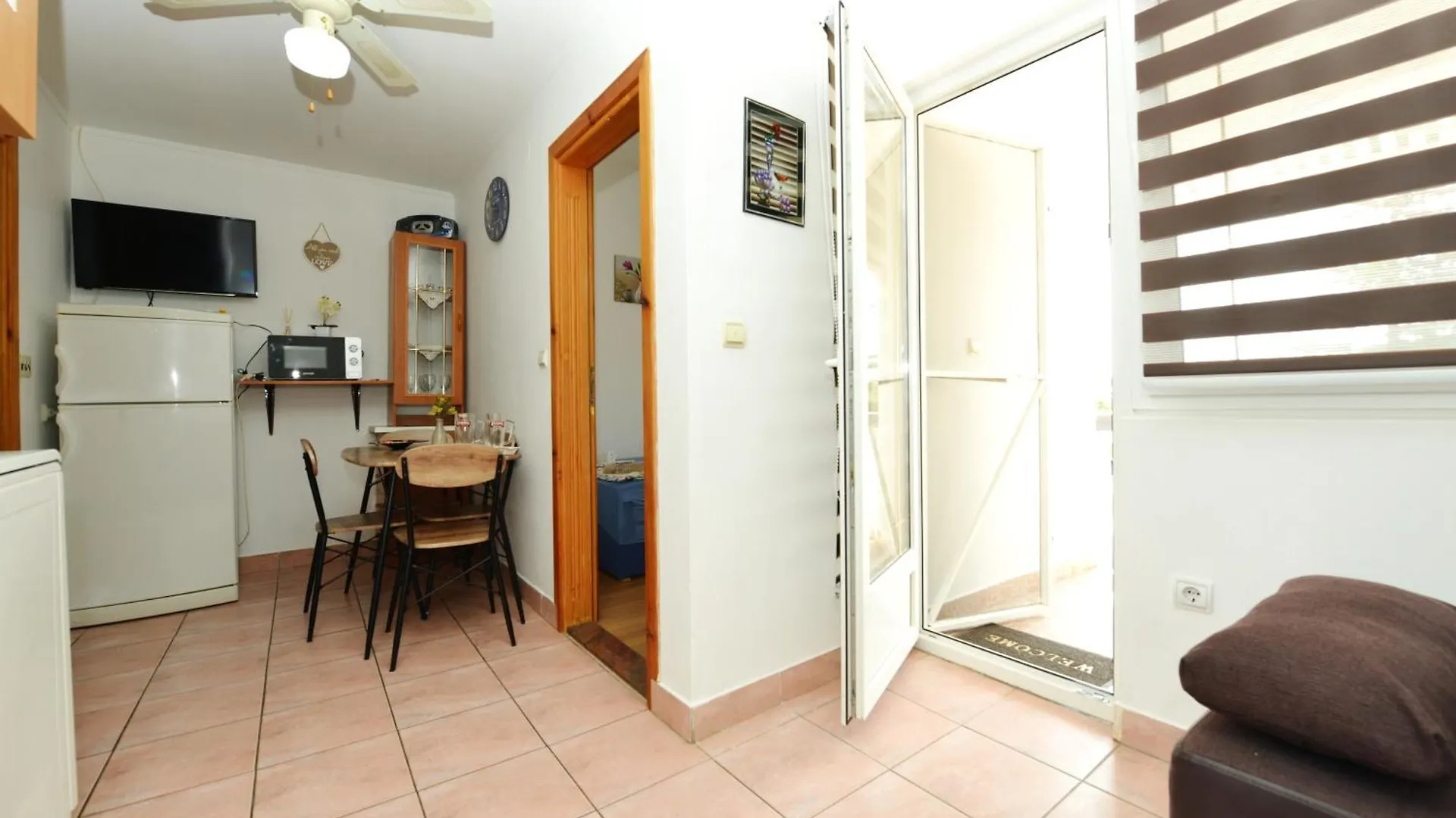 Apartments Sandra Vir 0*,