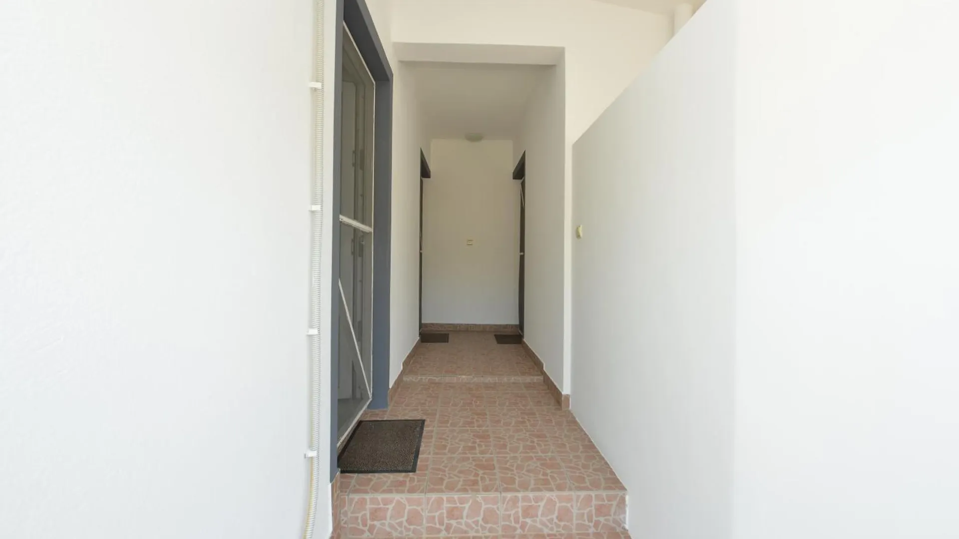 Apartments Sandra Vir